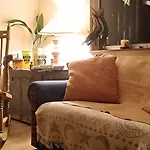 Comodo, Gran Ubicacion, Desayuno