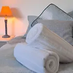 Comodo, Gran Ubicacion, Desayuno